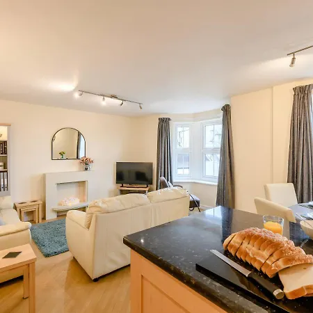 Lilians View Apartment