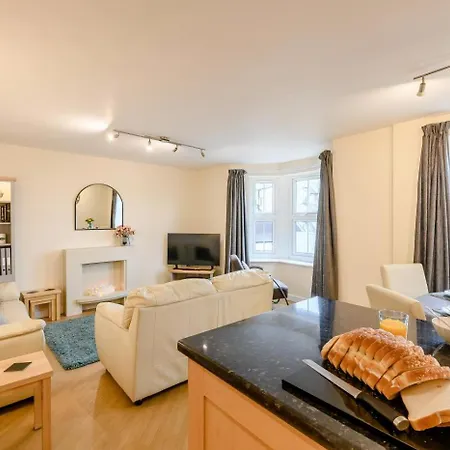 Lilians View Scarborough