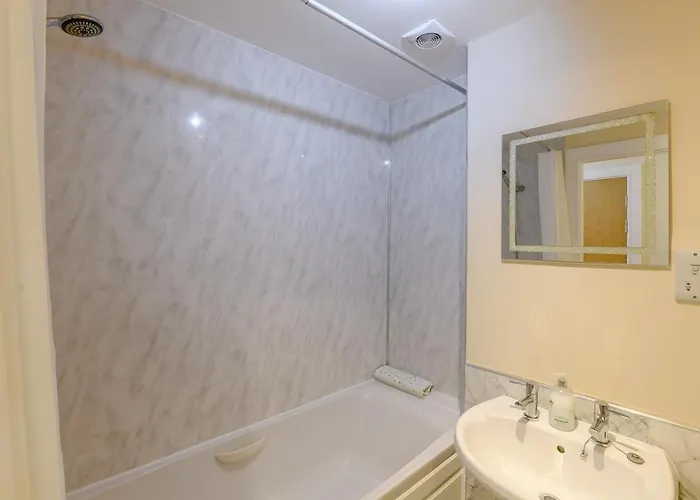 Apartment 2 Bed In Oc-s509